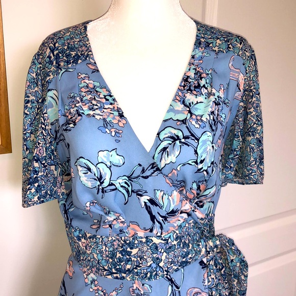 BCBG floral wrap dress - Picture 3 of 5